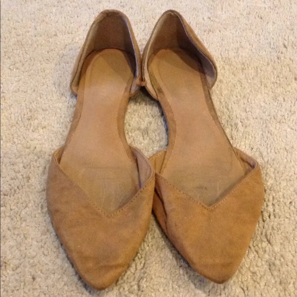 Old Navy tan pointy flats women's 7.5